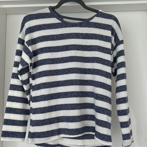 Super soft girls fleecy shirt